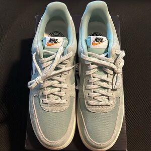 Nike Air Force 1 ‘07 LV8